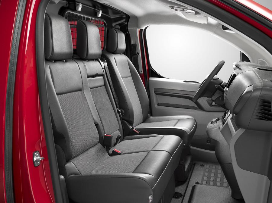 Интерьер Citroen Jumpy Van 2016 года  (WW) (фото 44 из 65)